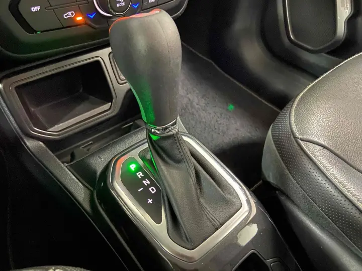 RENEGADE 1.3 T270 TURBO FLEX LONGITUDE AT6