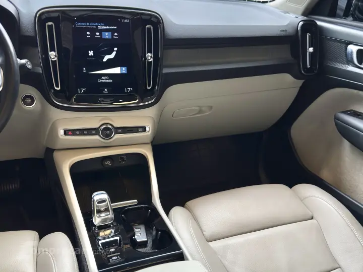 XC40 1.5 T5 RECHARGE INSCRIPTION GEARTRONIC