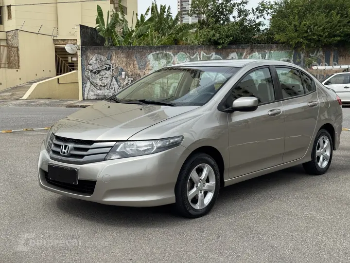 CITY 1.5 LX Sedan 16V