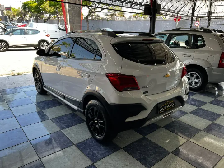 ONIX 1.4 MPFI Activ 8V