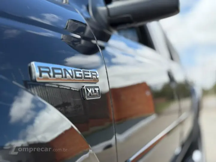 RANGER 2.3 XLT 16V 4X2 CD GASOLINA 4P MANUAL