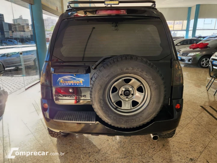 Pajero TR4 2.0/ 2.0 Flex 16V 4x4 Mec.