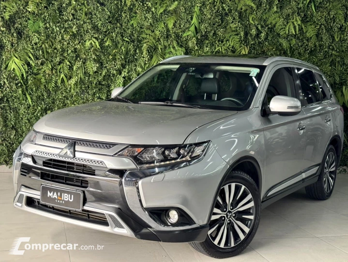 OUTLANDER 2.2 Mivec Di-d Hpe-s AWD