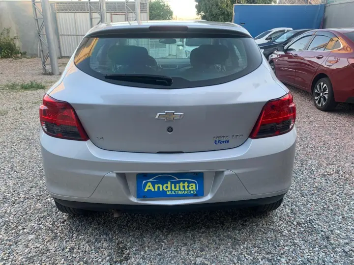 Onix Hatch 1.4 4P FLEX LTZ