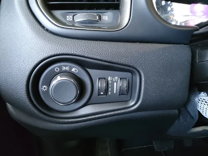 RENEGADE 1.3 T270 TURBO FLEX SPORT AT6