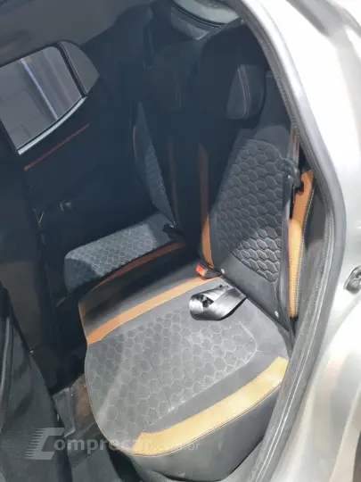 KWID 1.0 12V SCE Outsider