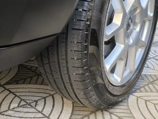 RENEGADE - 1.8 16V SPORT 4P AUTOMÁTICO