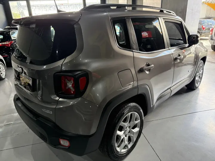 RENEGADE 1.8 16V FLEX LONGITUDE 4P AUTOMÁTICO