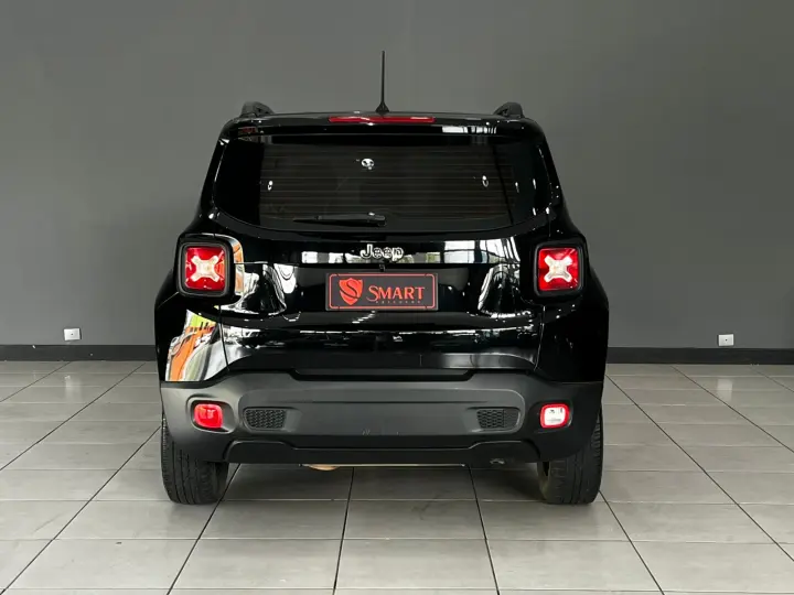 Renegade 1.8 4x2 (Aut) (Flex) (PCD)