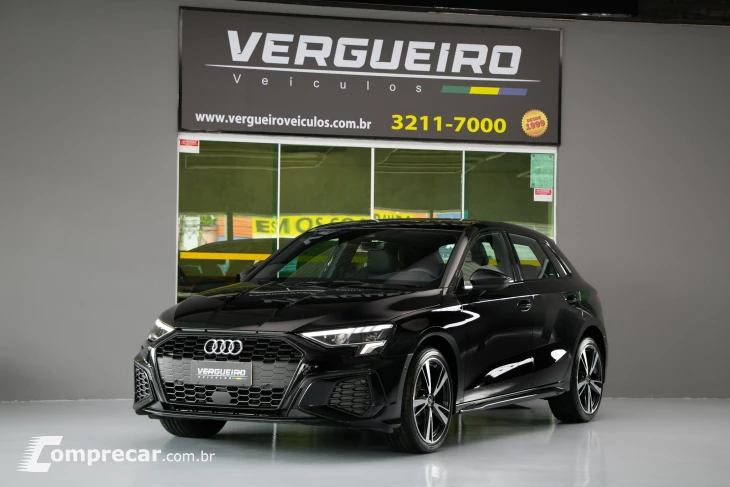 A3 2.0 40 TFSI Mhev Sportback Performance Black