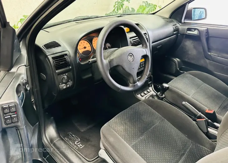 ASTRA 2.0 MPFI Advantage 8V