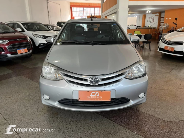 ETIOS 1.5 XLS Sedan 16V