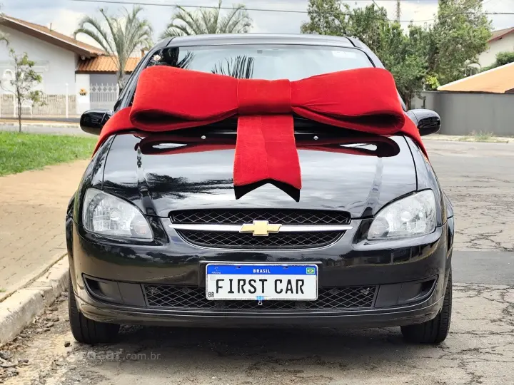 CLASSIC 1.0 MPFI LS 8V FLEX 4P MANUAL