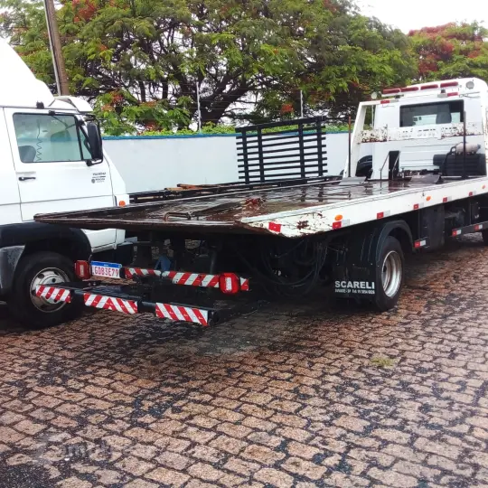 11.180 DRC 4X2 COM PLATAFORMA