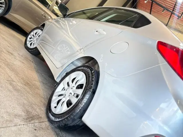 HB20S - 1.6 COMFORT PLUS 16V 4P AUTOMÁTICO