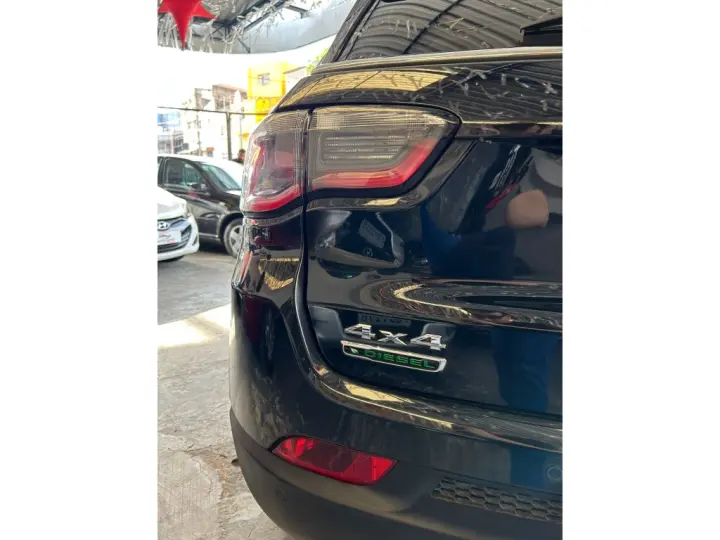 COMPASS 2.0 16V FLEX LONGITUDE AUTOMÁTICO