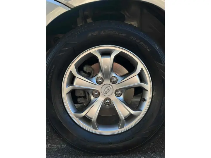 TUCSON 2.0 MPFI GLS 16V 143CV 2WD GASOLINA 4P AUTOMÁTICO