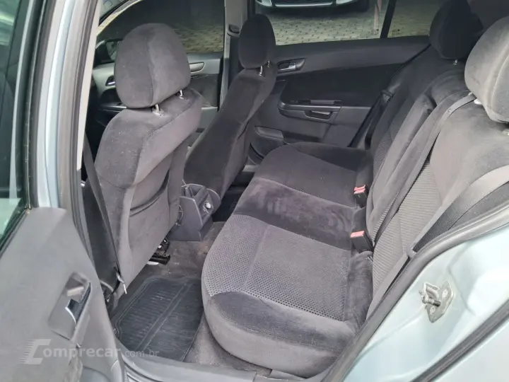 Vectra Hatch 2.0 4P FLEX GT