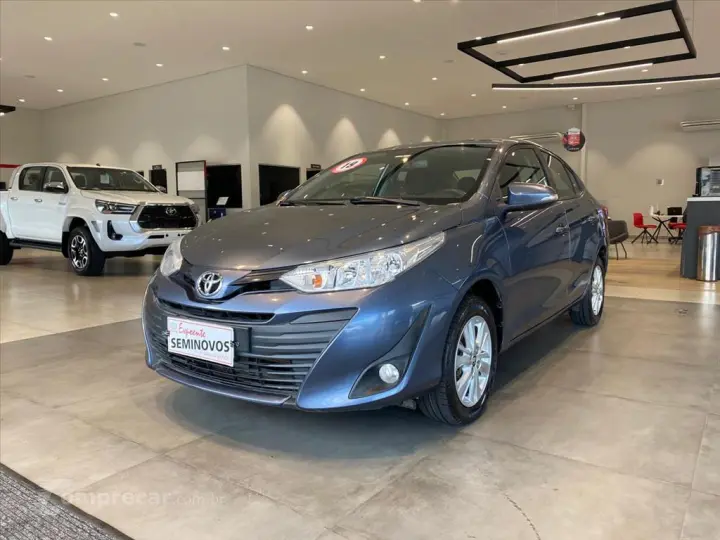 YARIS 1.5 16V FLEX SEDAN XL MANUAL