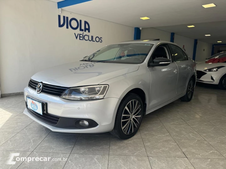 JETTA 2.0 TSI Highline 211cv