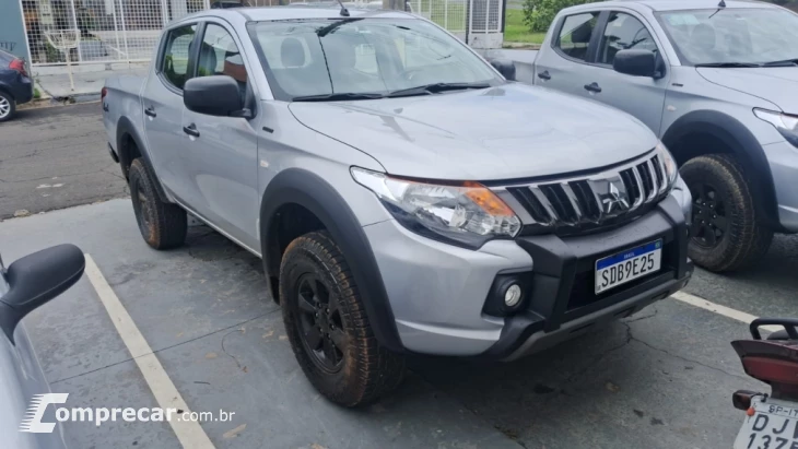 L200 TRITON 2.4 16V Turbo Outdoor GLS CD 4X4