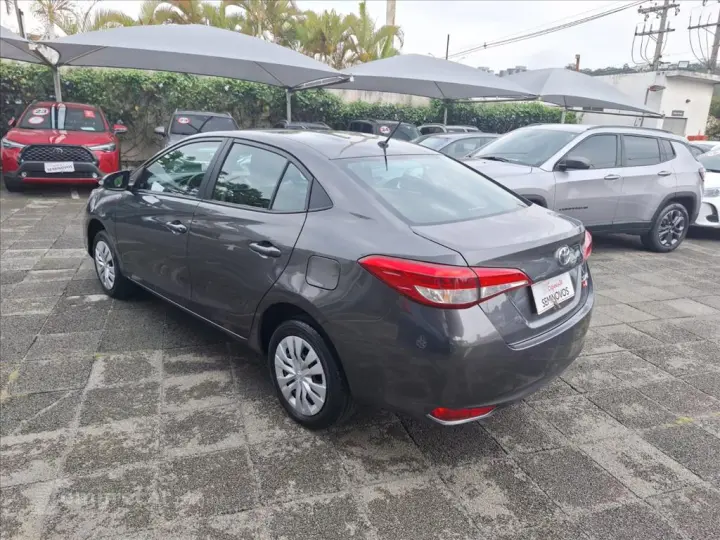 YARIS 1.5 16V FLEX SEDAN XL MULTIDRIVE