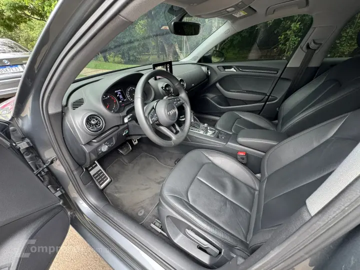 A3 1.4 TFSI Sedan Ambiente 16V