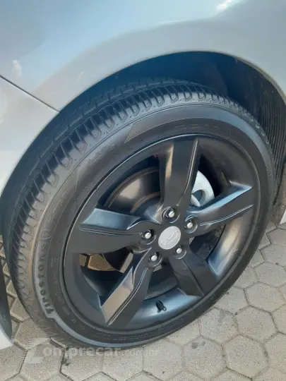 Veloster 1.6 16V 3P AUTOMÁTICO