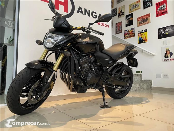 CB 600F HORNET