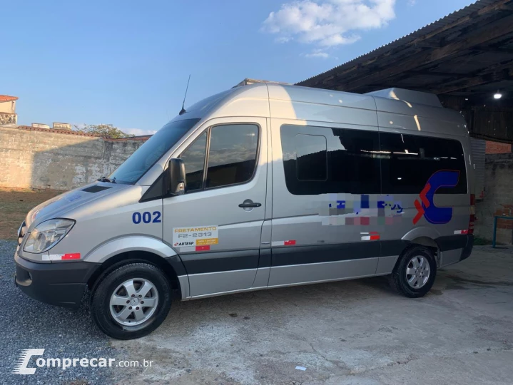 SPRINTER 2.2 415 CDI VAN 16 Lugares Teto Alto 16V Bi-turbo