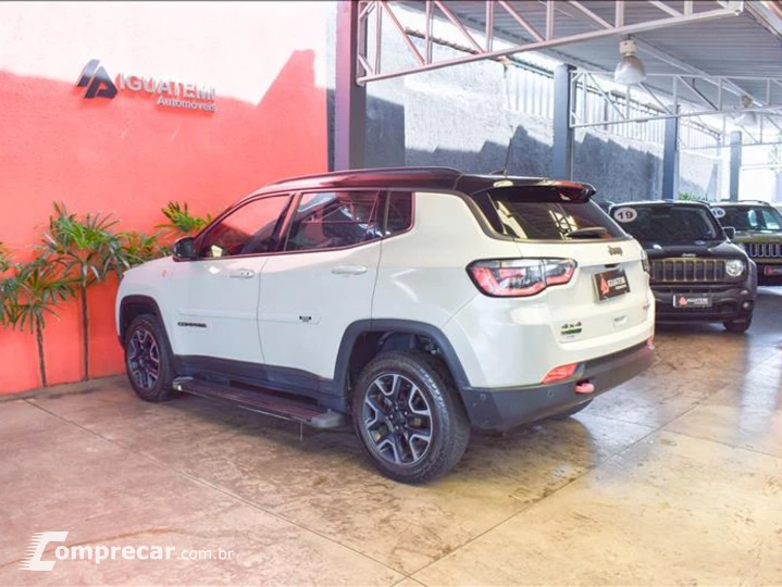 COMPASS 2.0 16V DIESEL TRAILHAWK 4X4 AUTOMÁTICO