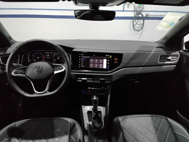 VIRTUS 1.4 250 TSI EXCLUSIVE AUTOMÁTICO