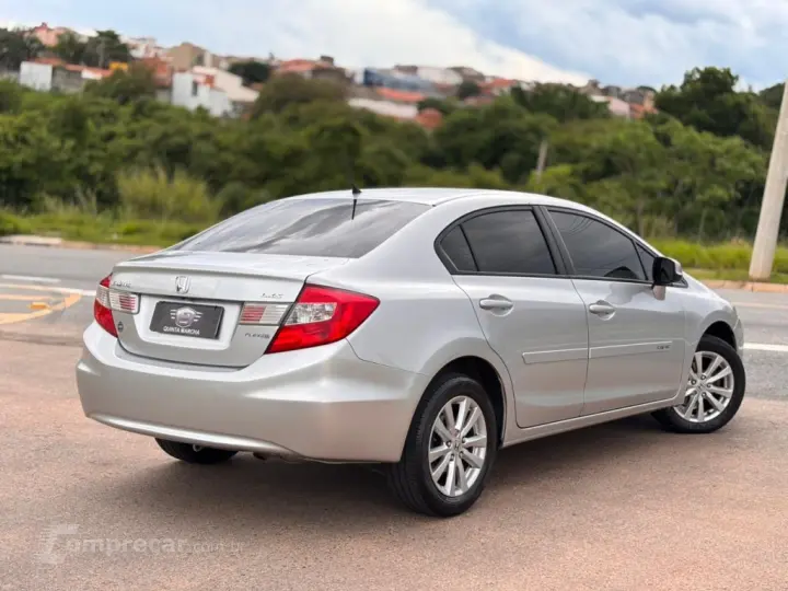 CIVIC 1.8 LXS 16V FLEX 4P AUTOMÁTICO