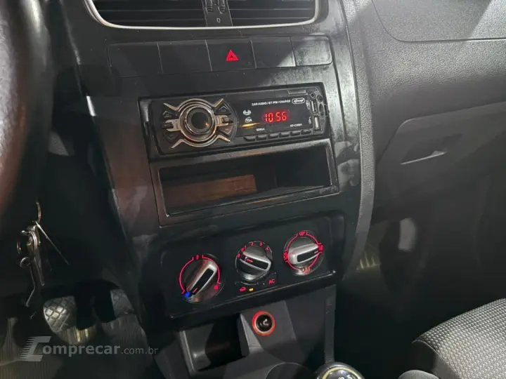 SPACEFOX 1.6 MI TREND 8V FLEX 4P MANUAL