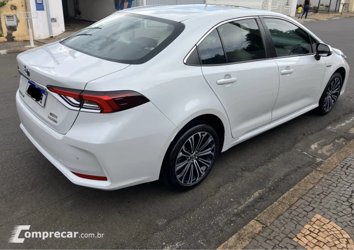 COROLLA 1.8 VVT-I Hybrid Altis Premium