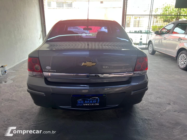 VECTRA 2.0 MPFI Expression 8V