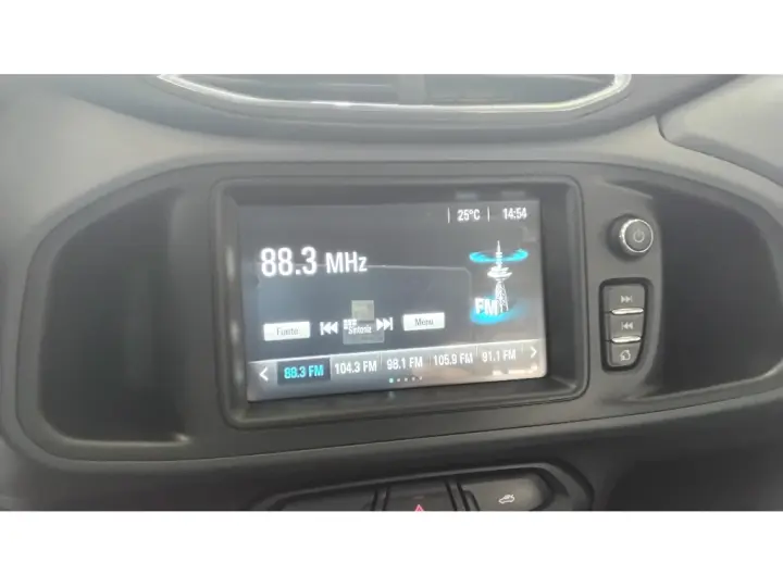 ONIX 1.4 MPFI ACTIV 8V FLEX 4P AUTOMATICO