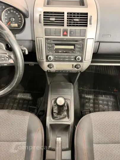 Polo SPORTLINE 1.6 Mi Total Flex 8V 5p