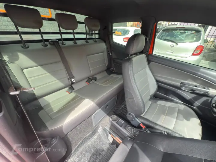 SAVEIRO 1.6 Cross CD 16V