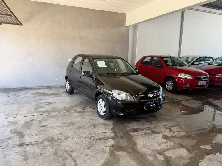 CELTA 1.0 MPFI LT 8V