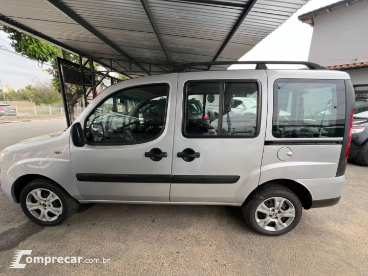 Doblo 1.8 16V 4P FLEX ESSENCE 7 LUGARES