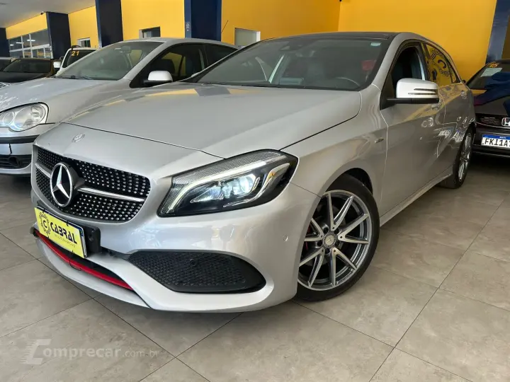 Classe Sport 4MATIC 2.0 16V 211cv Aut.