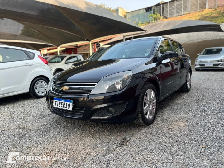 VECTRA 2.0 MPFI GT Hatch 8V