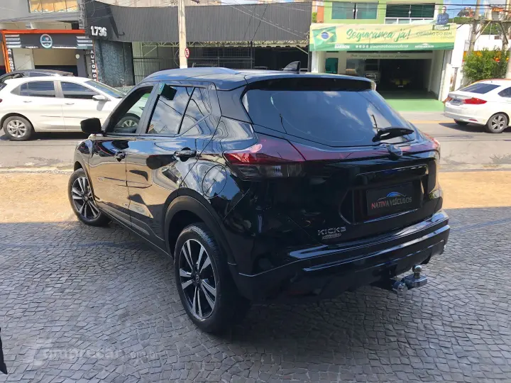 Kicks 1.6 16V Flexstart Advance Xtronic