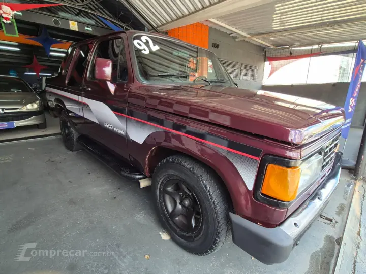 D20 4.0 Custom 4X2 CD 8V Turbo