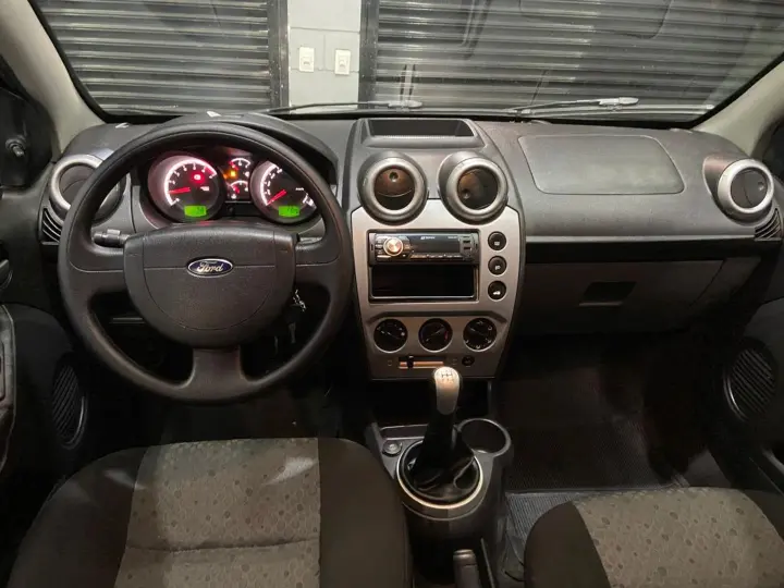 Fiesta 1.6 Rocam Hatch 8V Flex 4P Manual