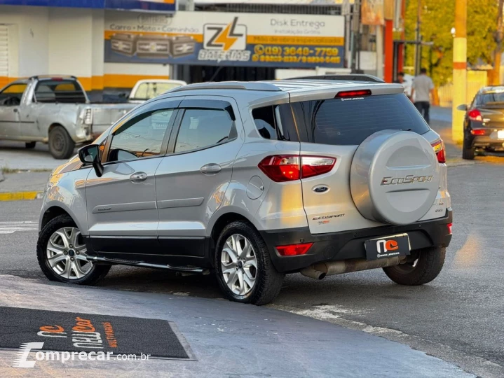 EcoSport TITANIUM 2.0 16V Flex 5p Aut.