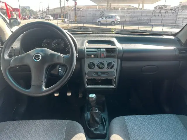 CLASSIC - 1.6 MPFI LIFE 8V 4P MANUAL