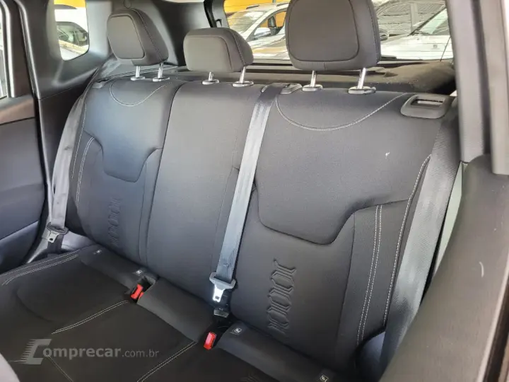 Renegade Sport T270 1.3 TB 4x2 Flex Aut.