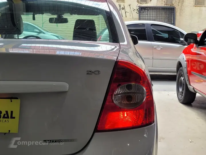 Focus Sedan 2.0 16V/2.0 16V Flex 4p Aut.